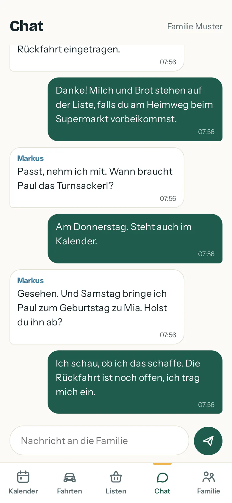 Familien-Chat der App: Anna und Markus sprechen ab, wer Lena vom Training abholt